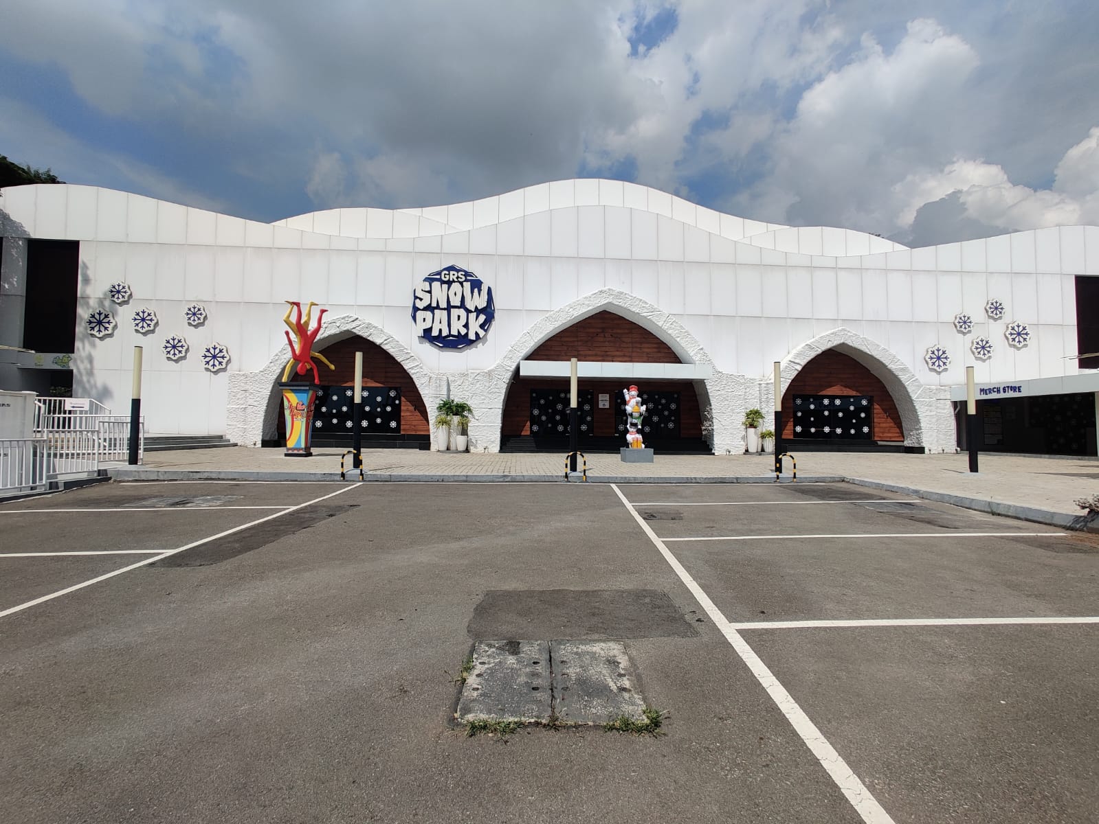 POWER DISTRIBUTION AND ELECTRIFICATION OF "GRS SNOW PARK" AT MYSORE